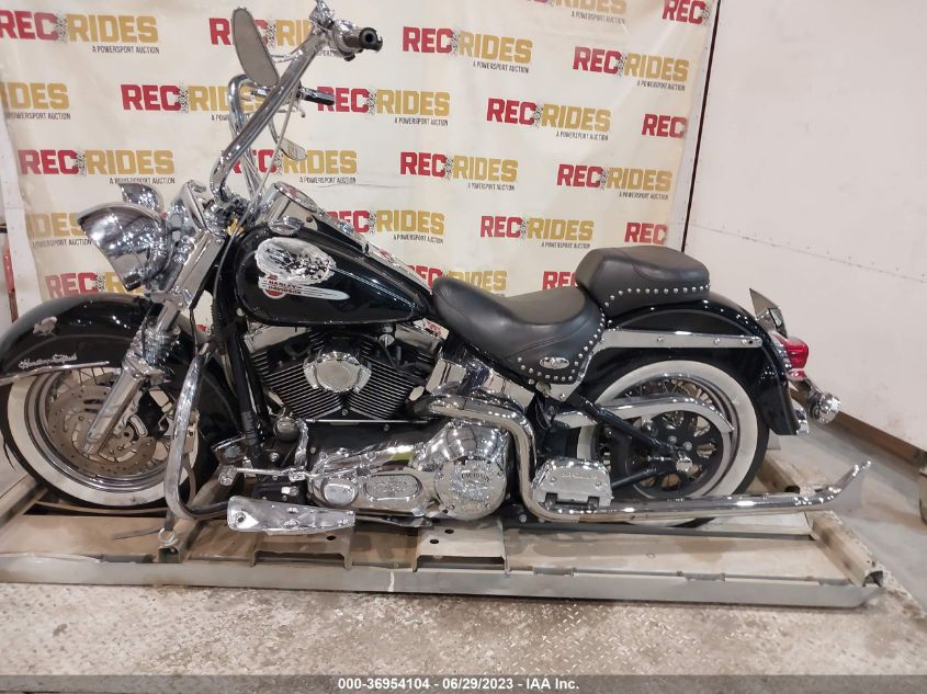 2004 HARLEY-DAVIDSON FLSTC - 1HD1BJY154Y081147