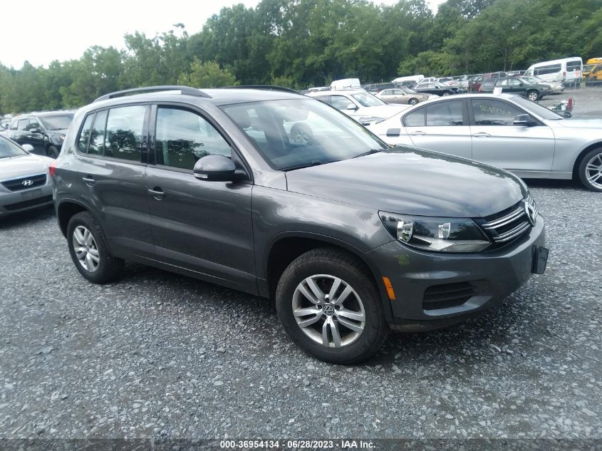 2016 VOLKSWAGEN TIGUAN S - WVGBV7AX4GW027767