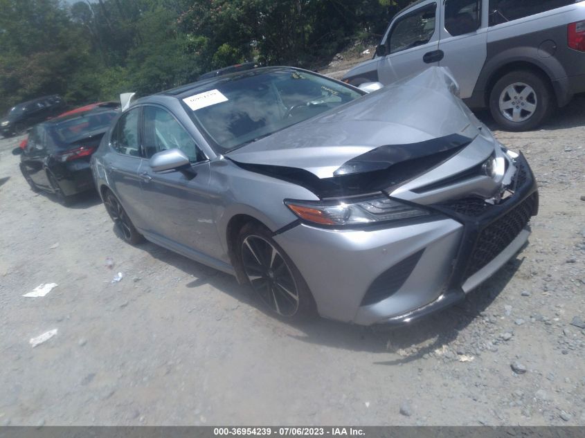 2018 TOYOTA CAMRY XSE - 4T1B61HK2JU100321