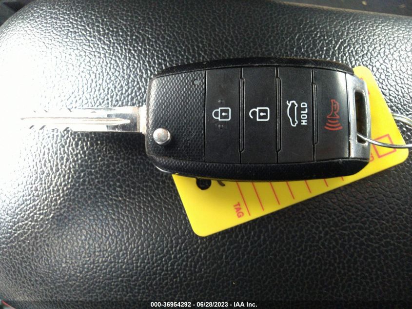 2018 KIA FORTE S - 3KPFL4A7XJE275260
