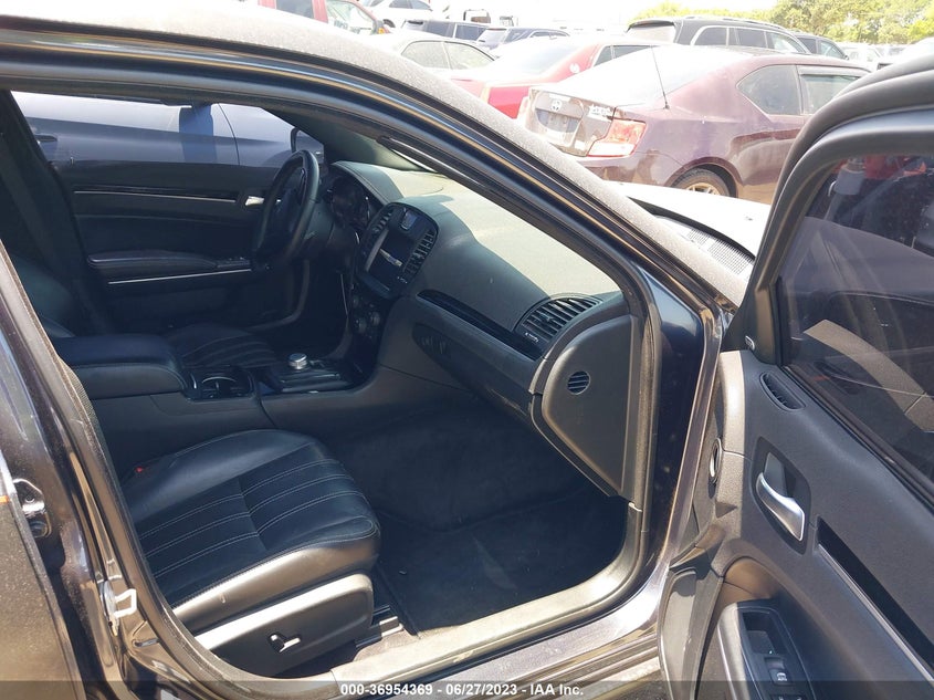 VIN 2C3CCAGG0JH267282 2018 CHRYSLER 300 S