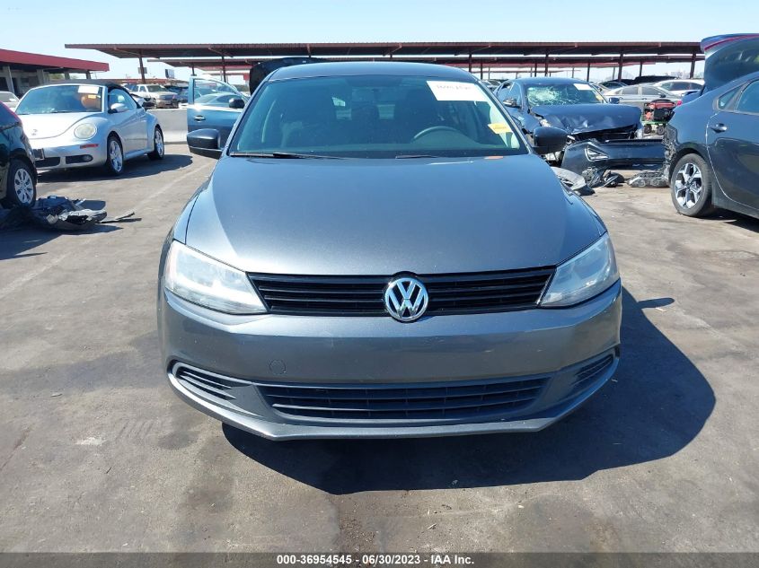 2014 VOLKSWAGEN JETTA SEDAN S - 3VW2K7AJ1EM332078