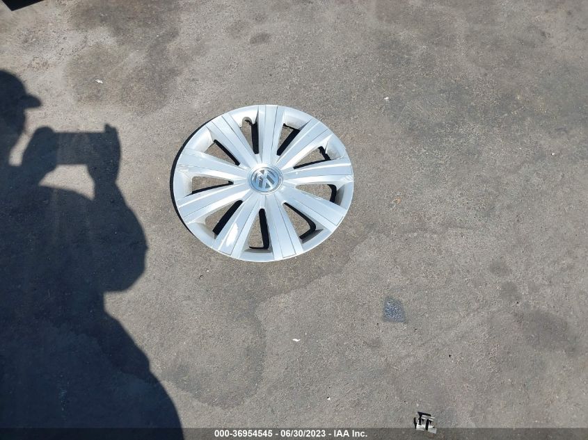2014 VOLKSWAGEN JETTA SEDAN S - 3VW2K7AJ1EM332078