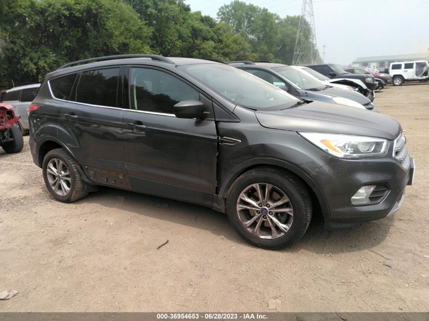 2017 FORD ESCAPE SE - 1FMCU9GD5HUB05714