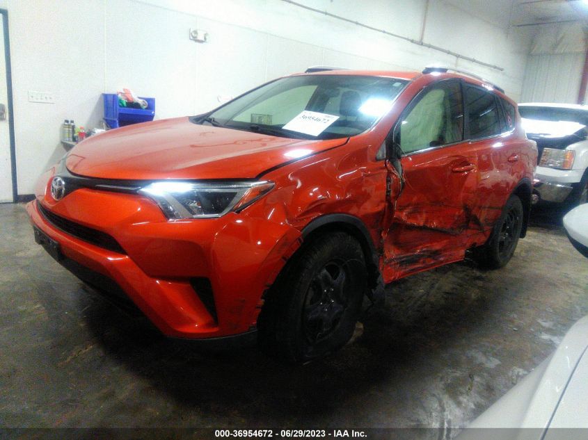 2016 TOYOTA RAV4 LE - JTMBFREV7GJ082605