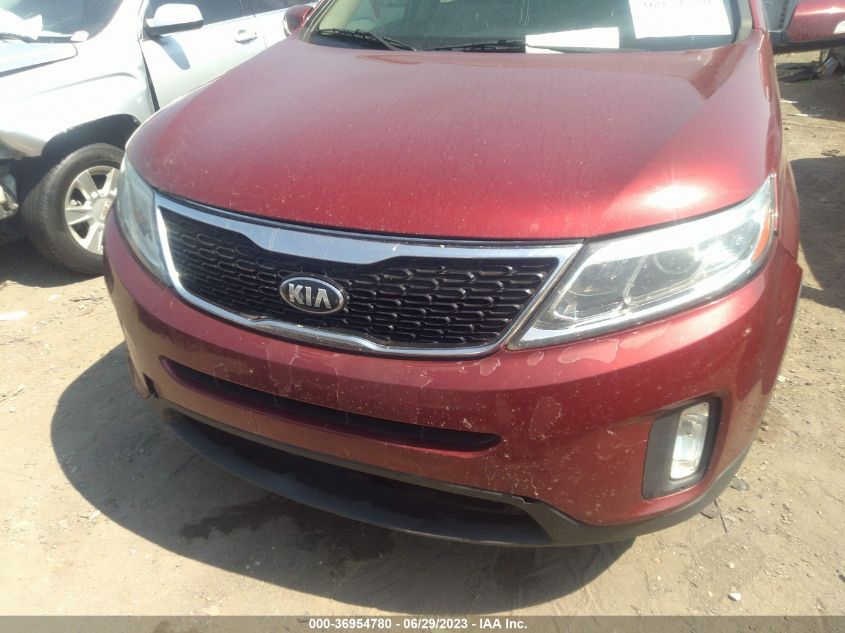 2015 KIA SORENTO LX - 5XYKT4A67FG622754