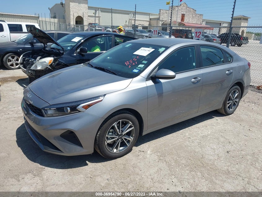 VIN 3KPF24ADXPE583191 2023 KIA FORTE LXS