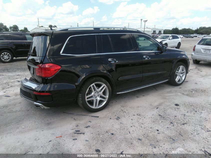 2015 MERCEDES-BENZ GL-CLASS GL 550 - 4JGDF7DE7FA494838
