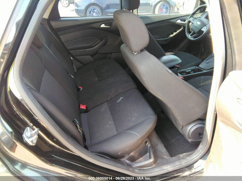 2015 FORD FOCUS SE - 1FADP3K26FL287421