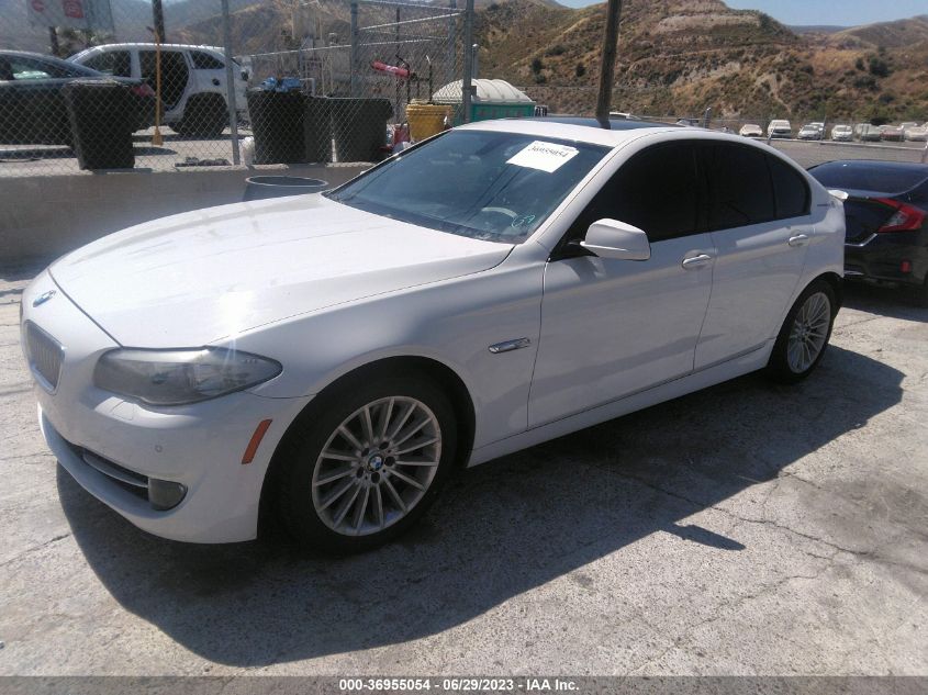 2013 BMW 5 SERIES ACTIVEHYBRID 5 - WBAFZ9C57DD090688