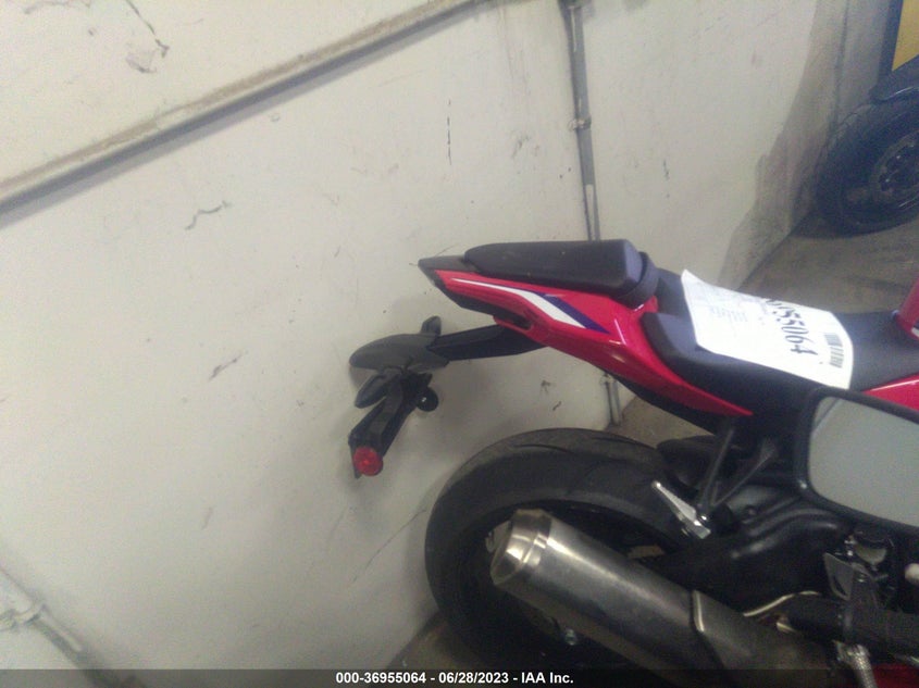 VIN JH2SC7712NK500199 2022 HONDA CBR1000 RR