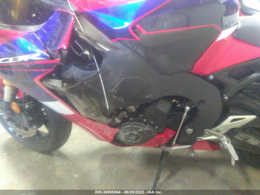 VIN JH2SC7712NK500199 2022 HONDA CBR1000 RR