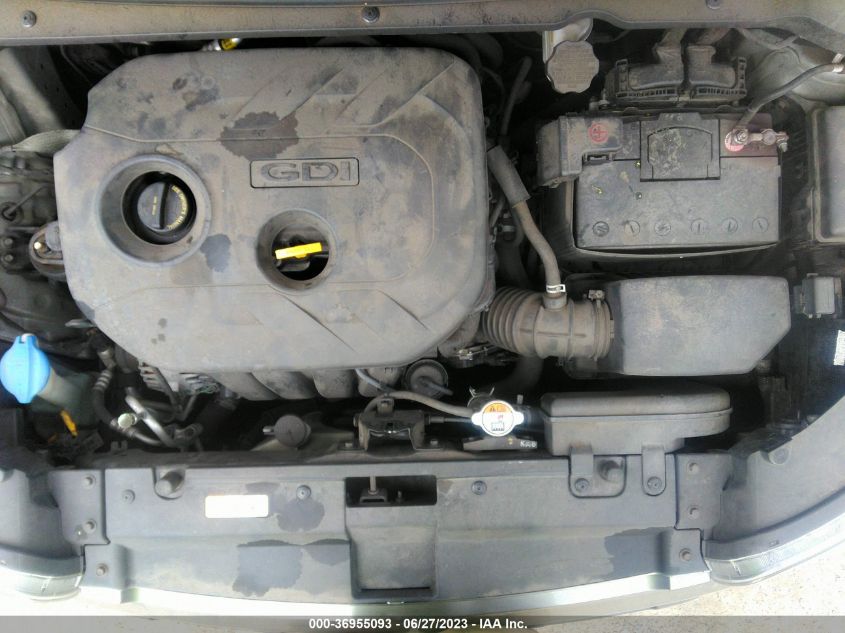 2015 KIA SOUL + - KNDJP3A57F7189631