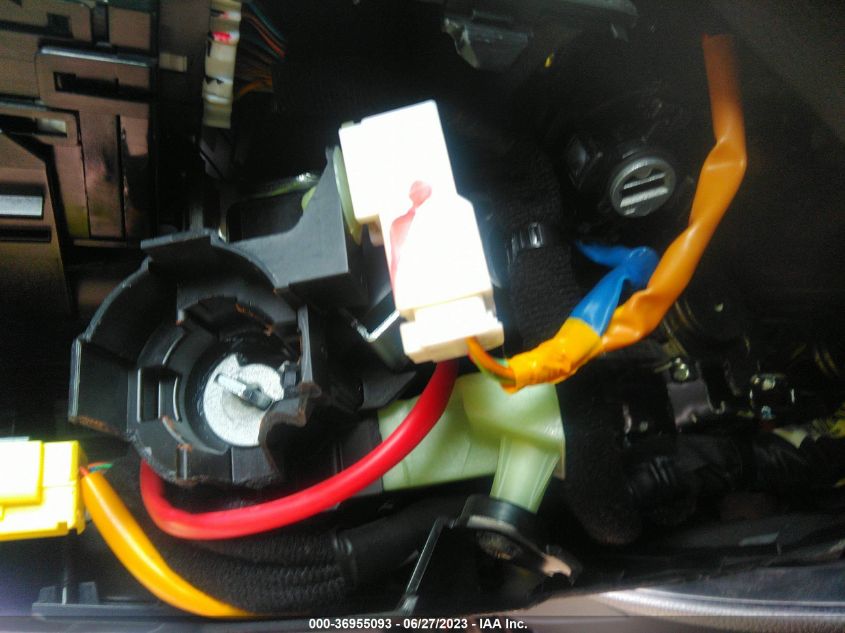 2015 KIA SOUL + - KNDJP3A57F7189631