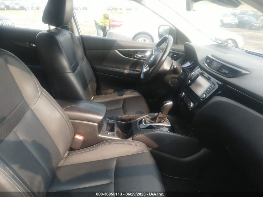 2017 NISSAN ROGUE SPORT SL - JN1BJ1CR8HW144056
