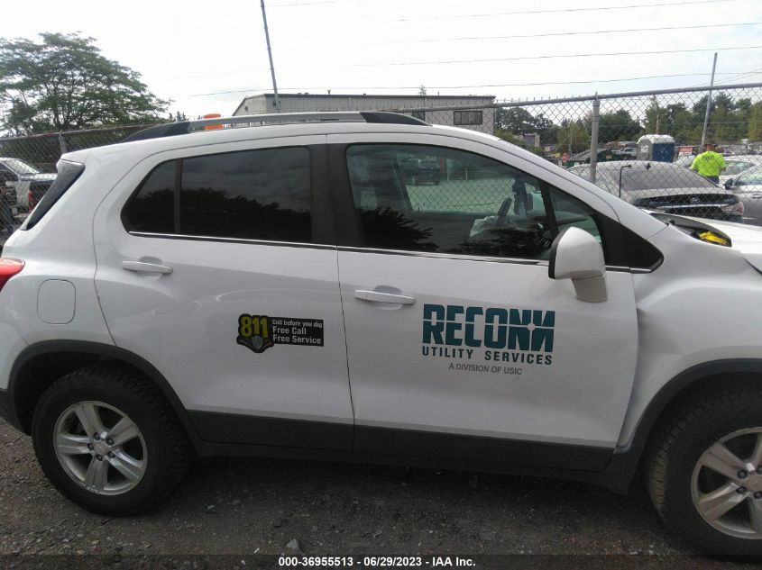 2019 CHEVROLET TRAX LT - 3GNCJPSB8KL193657