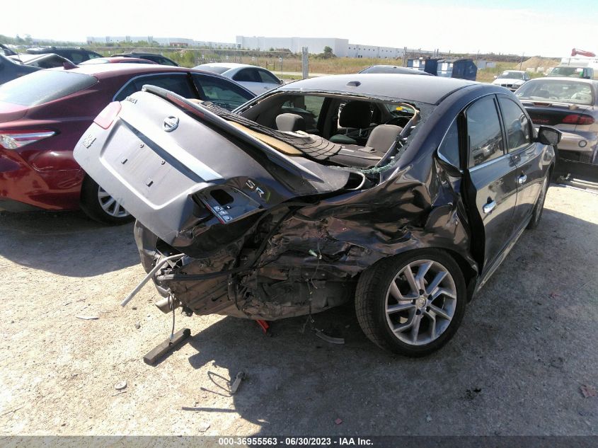2015 NISSAN SENTRA SR - 3N1AB7AP4FY272877