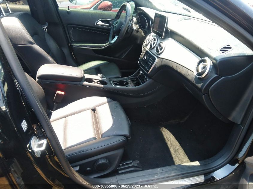2016 MERCEDES-BENZ GLA GLA 250 - WDCTG4GB2GJ227292