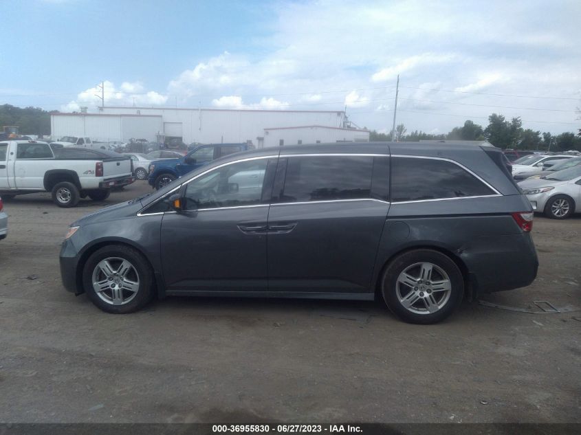 VIN 5FNRL5H97DB030781 2013 HONDA ODYSSEY no.14