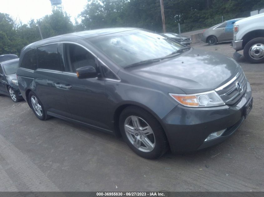 VIN 5FNRL5H97DB030781 2013 HONDA ODYSSEY no.1