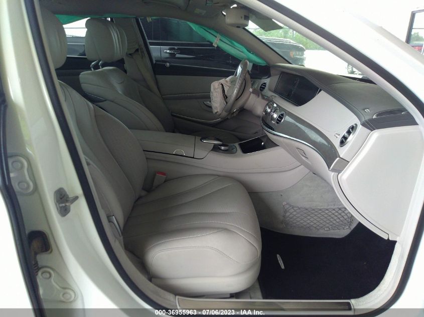 2016 MERCEDES-BENZ S-CLASS S 550 - WDDUG8FB3GA205682