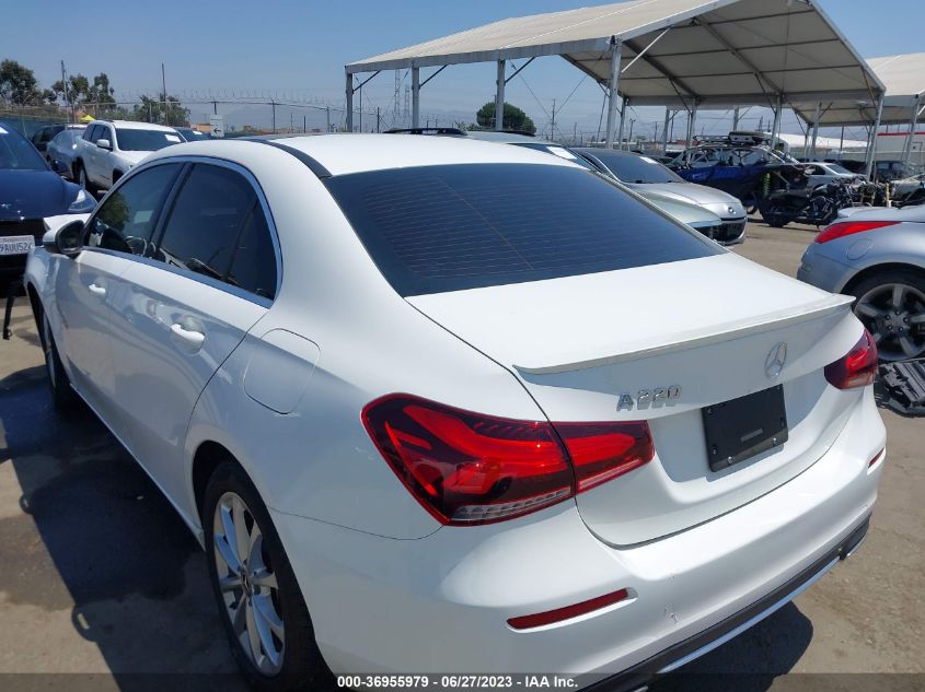 2020 MERCEDES-BENZ A-CLASS A 220 - W1K3G4EB4LJ203892