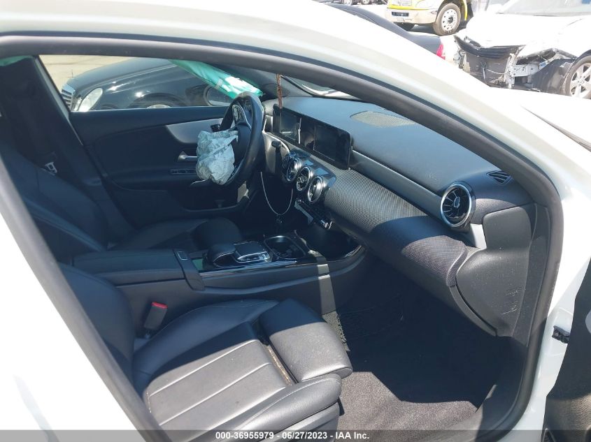 2020 MERCEDES-BENZ A-CLASS A 220 - W1K3G4EB4LJ203892