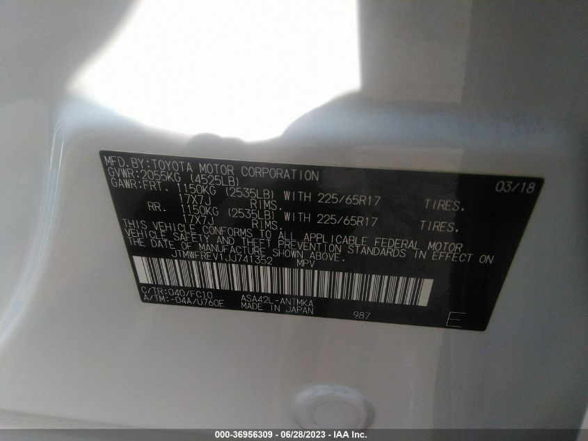 2018 TOYOTA RAV4 XLE/ADVENTURE - JTMWFREV1JJ741352