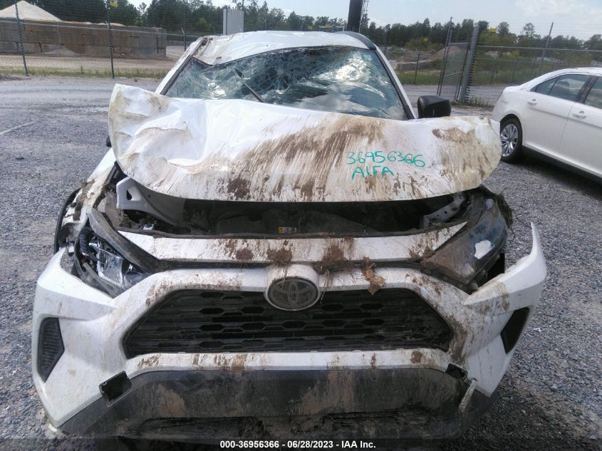 2019 TOYOTA RAV4 LE - JTMH1RFV8KD002436