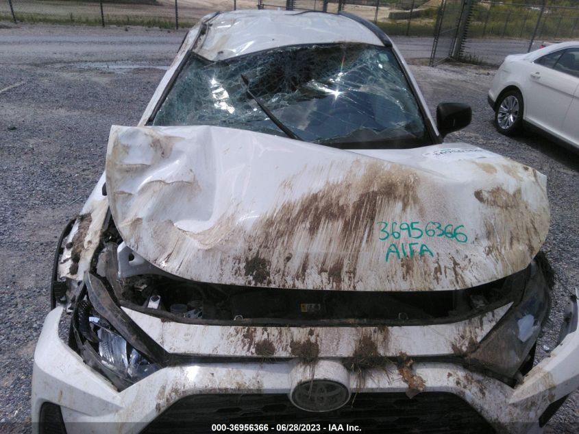 2019 TOYOTA RAV4 LE - JTMH1RFV8KD002436