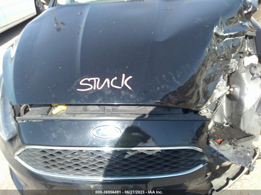 VIN 1FADP3H25JL222687 2018 FORD FOCUS SEL
