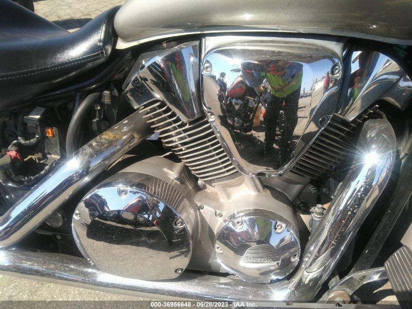 2004 HONDA VT1300 S 1HFSC52124A100061