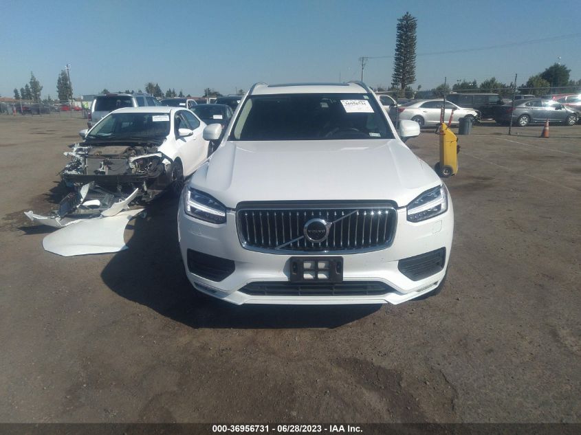 2020 VOLVO XC90 MOMENTUM - YV4102PK2L1612252