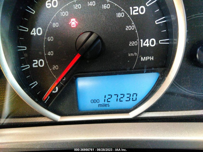 2015 TOYOTA RAV4 LE - JTMZFREV7FD057716