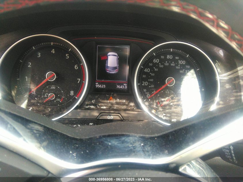 2017 VOLKSWAGEN GOLF GTI S/SE/AUTOBAHN/SPORT - 3VW547AU1HM021126