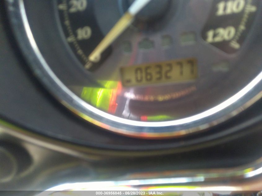 2010 HARLEY-DAVIDSON FLHTK 1HD1KEM13AB619632