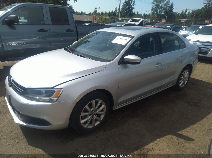 2013 VOLKSWAGEN JETTA SEDAN SE W/CONVENIENCE/SUNROOF - 3VWDP7AJXDM351317