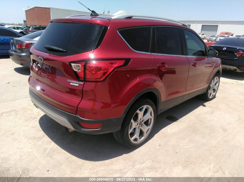 2019 FORD ESCAPE TITANIUM - 1FMCU0J9XKUA99626