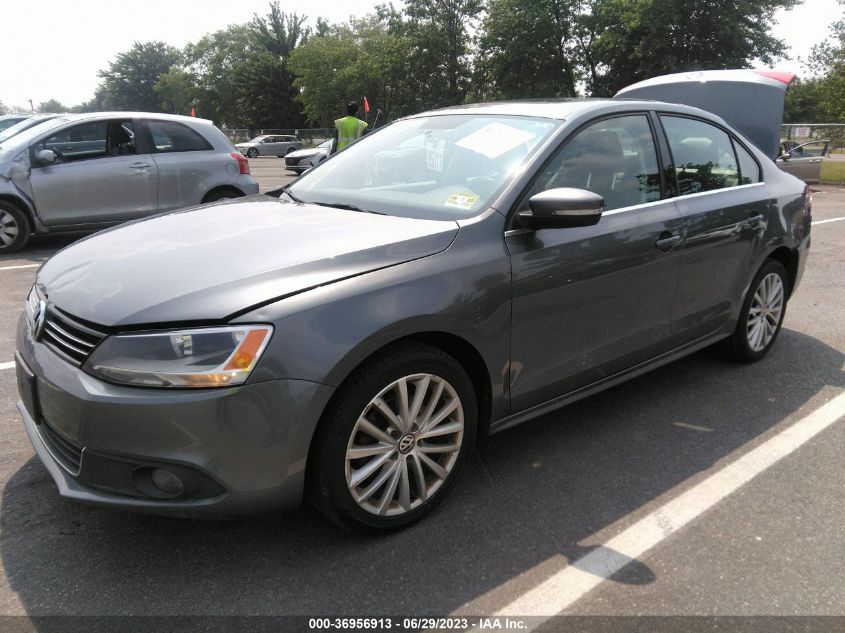 2014 VOLKSWAGEN JETTA SEDAN TDI W/PREMIUM/NAV - 3VW3L7AJ0EM337113