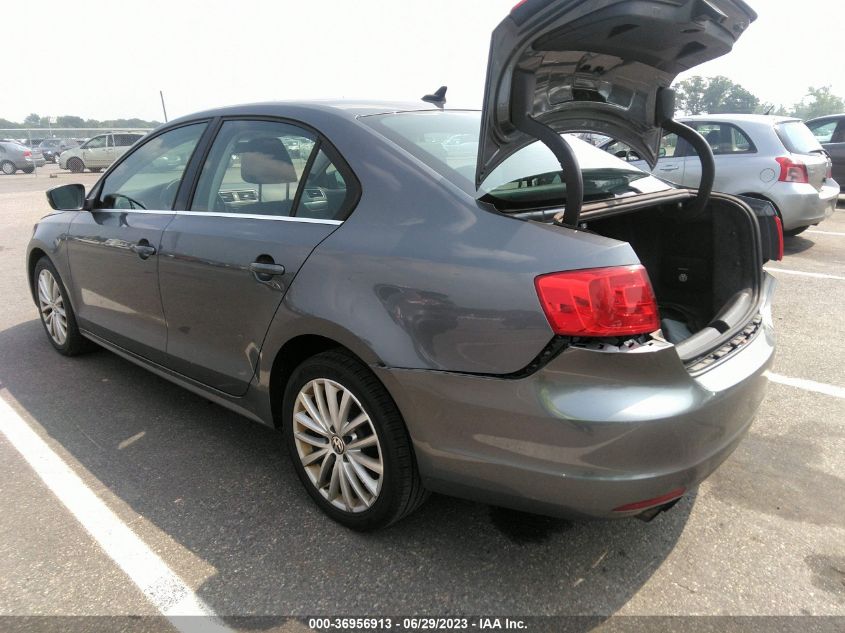 2014 VOLKSWAGEN JETTA SEDAN TDI W/PREMIUM/NAV - 3VW3L7AJ0EM337113