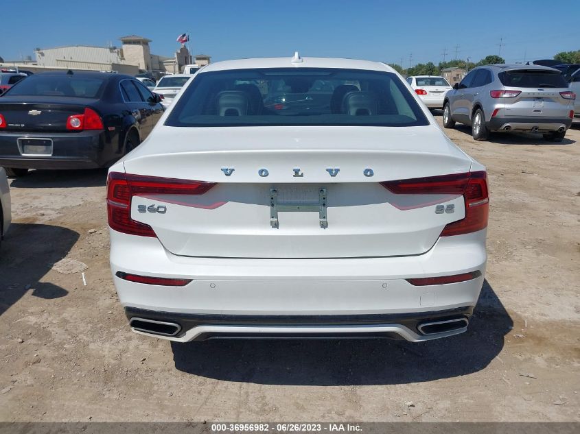 2022 VOLVO S60 MOMENTUM/INSCRIPTION - 7JRL12FZ1NG161050