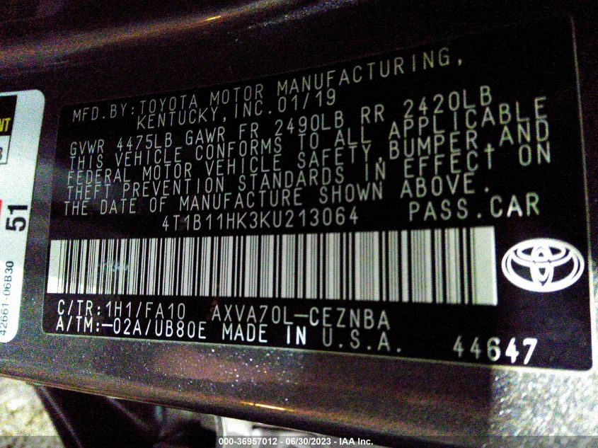 2019 TOYOTA CAMRY LE/SE/XLE/L - 4T1B11HK3KU213064