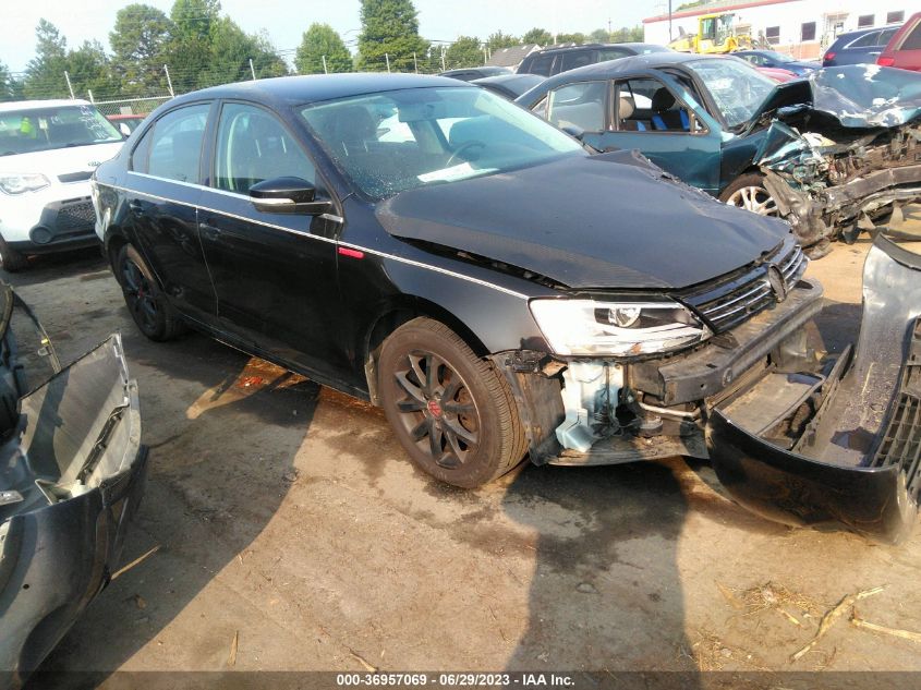 2013 VOLKSWAGEN JETTA SEDAN SE W/CONVENIENCE - 3VWDX7AJ8DM256934