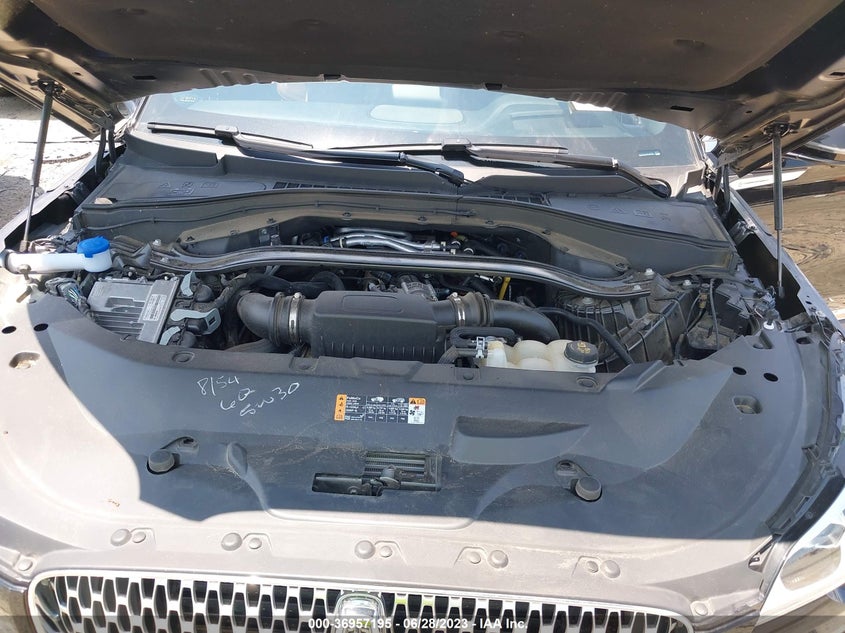 Auction sale of the 2021 LINCOLN AVIATOR , vin: 5LM5J7XC4MGL05535, lot number: 36957195