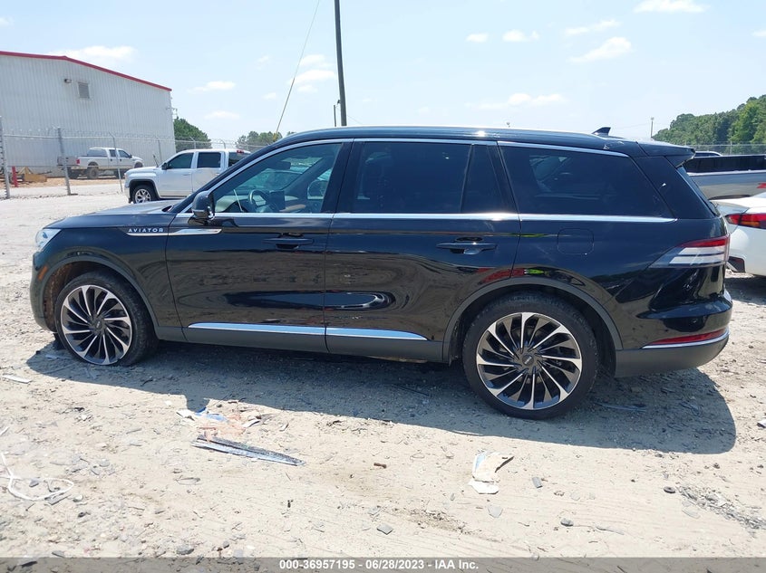 Auction sale of the 2021 LINCOLN AVIATOR , vin: 5LM5J7XC4MGL05535, lot number: 36957195