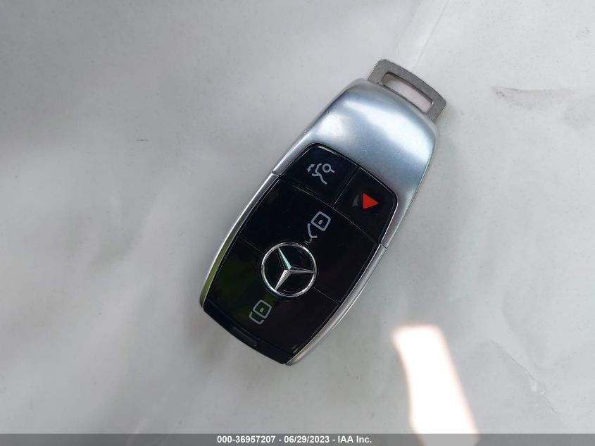 2017 MERCEDES-BENZ E-CLASS E 300 - WDDZF4KBXHA162693