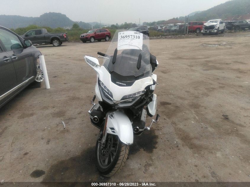 2018 HONDA GL1800 JH2SC7927JK000037