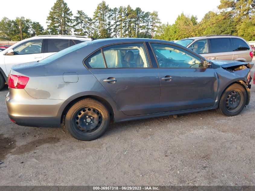 2014 VOLKSWAGEN JETTA SEDAN SE - 3VWD07AJ1EM239883