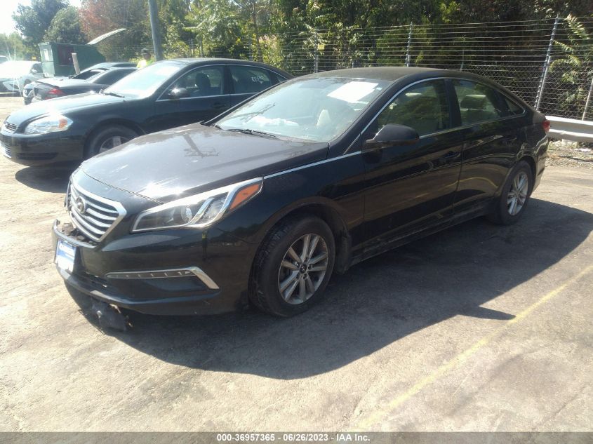 2015 HYUNDAI SONATA 2.4L SE - 5NPE24AF9FH215382