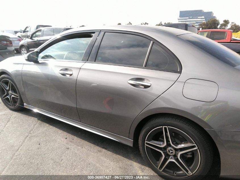 2019 MERCEDES-BENZ A-CLASS A 220 - WDD3G4EB1KW001397